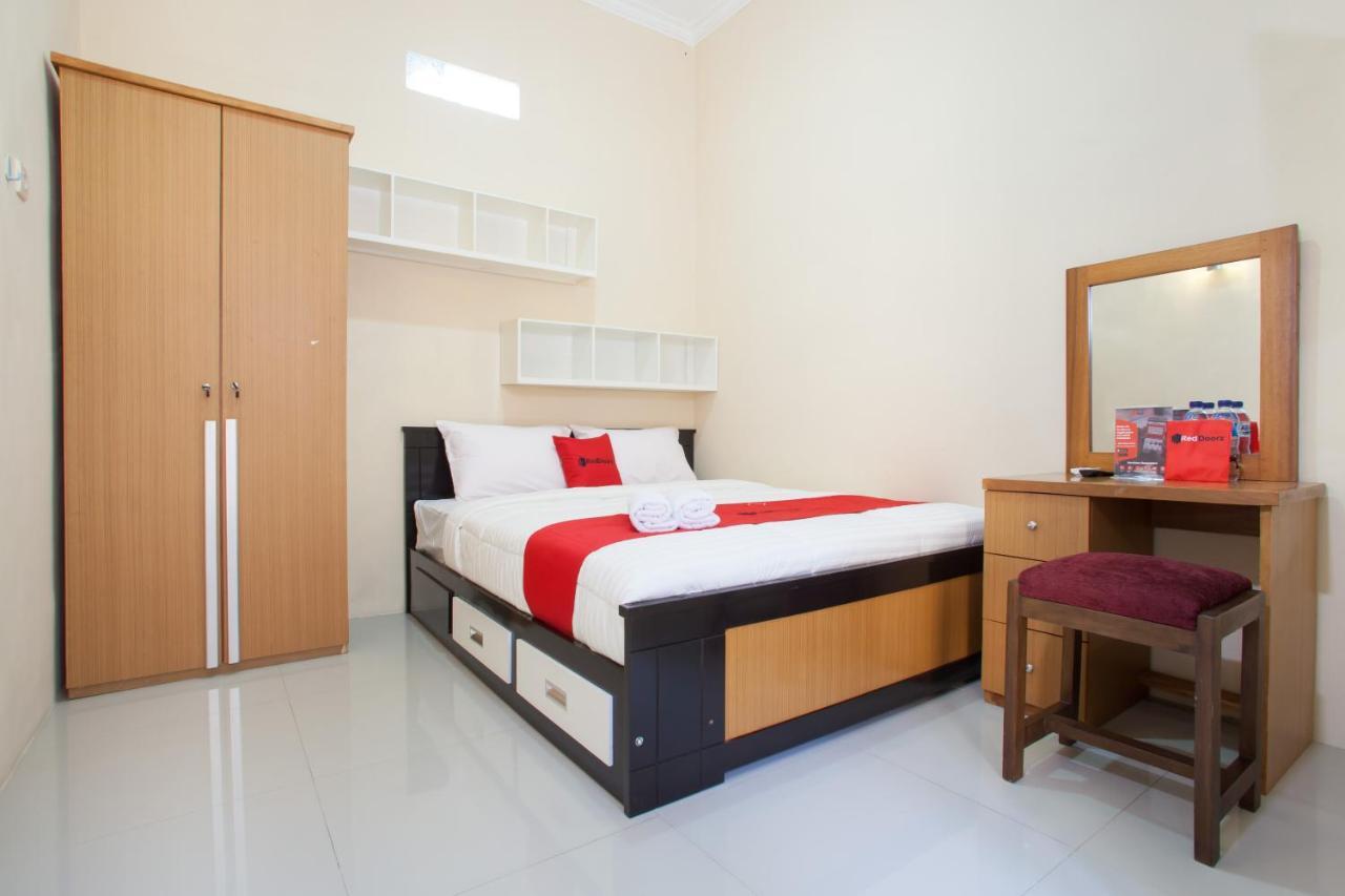 Reddoorz Syariah Near Untag Banyuwangi Hotell Banyuwangi  Exteriör bild