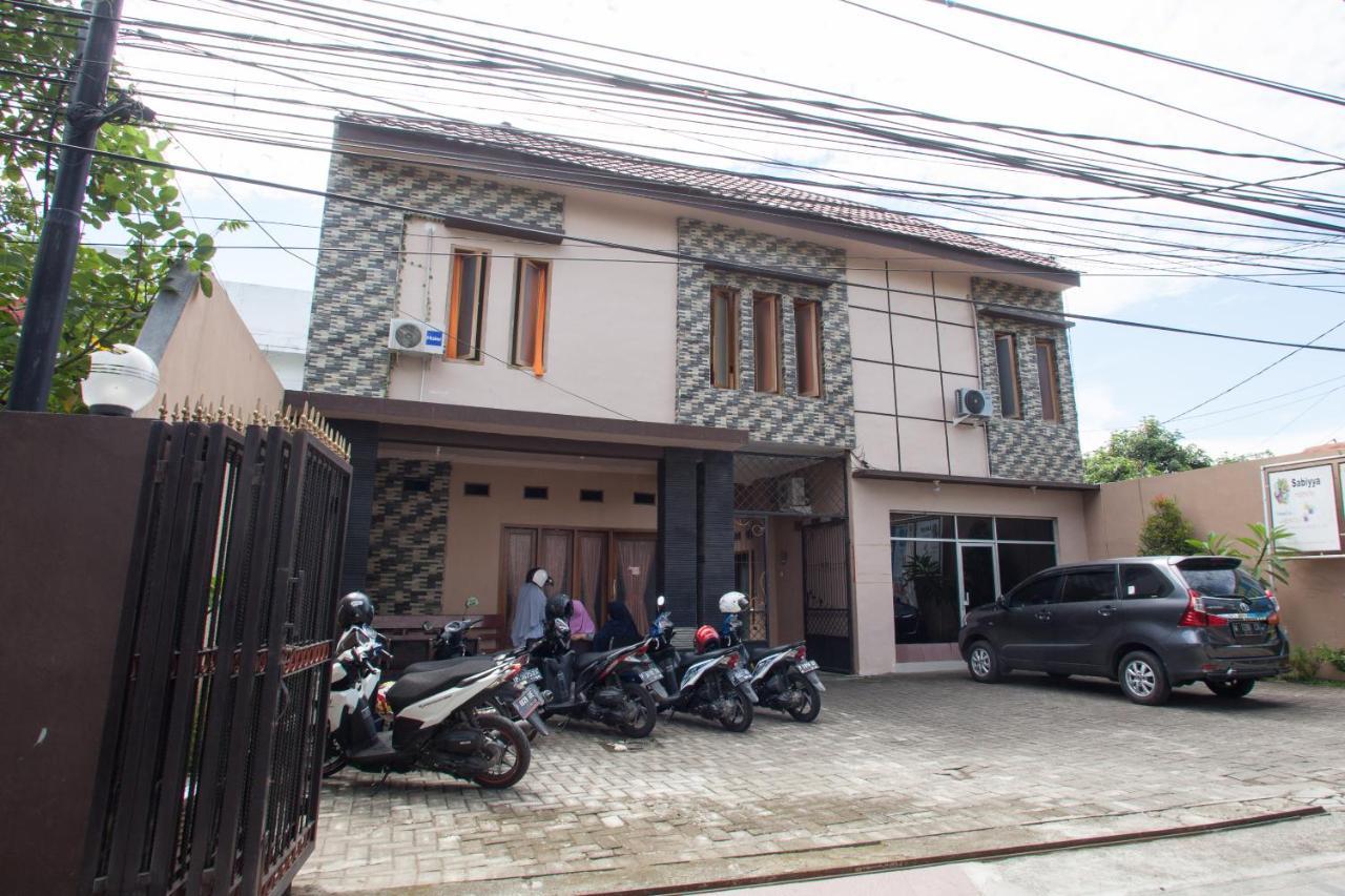 Reddoorz Syariah Near Untag Banyuwangi Hotell Banyuwangi  Exteriör bild